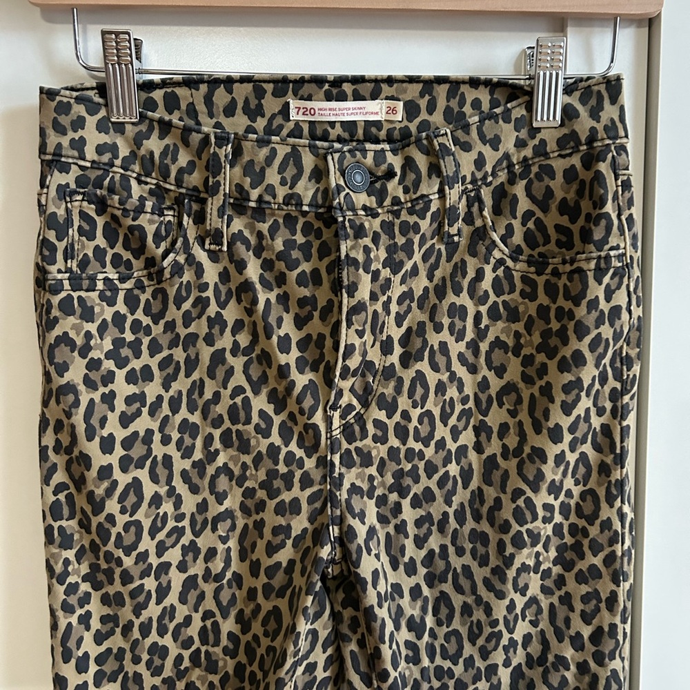 Levi's 720 High-Rise Super Skinny Jeans – Leopard Print – Size 26